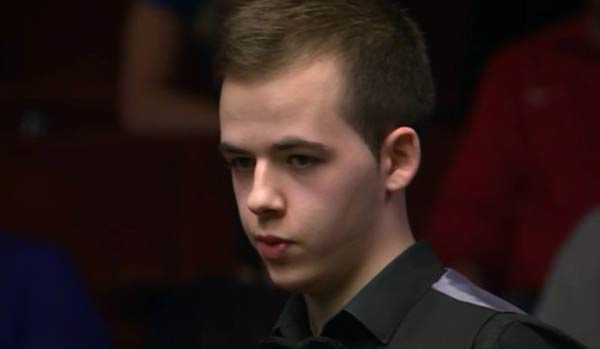 于维持曼城 于维持曼城