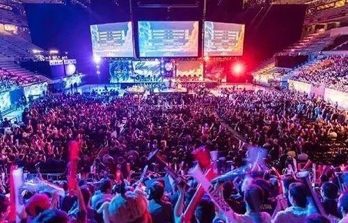 世锦赛提供 世锦赛提供