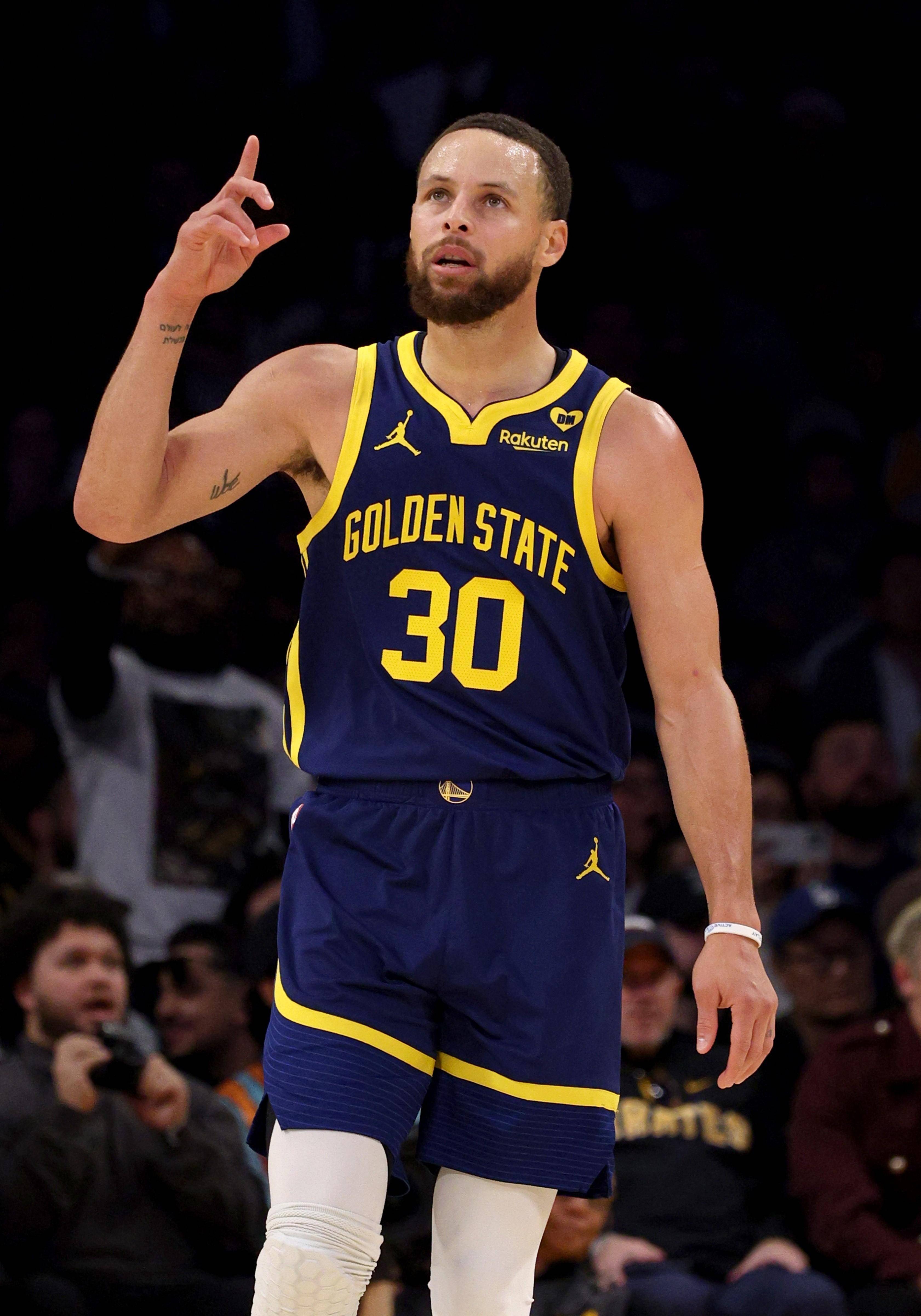 租借方需按 租借方需按